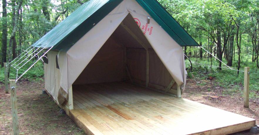 Wall on sale tent platform