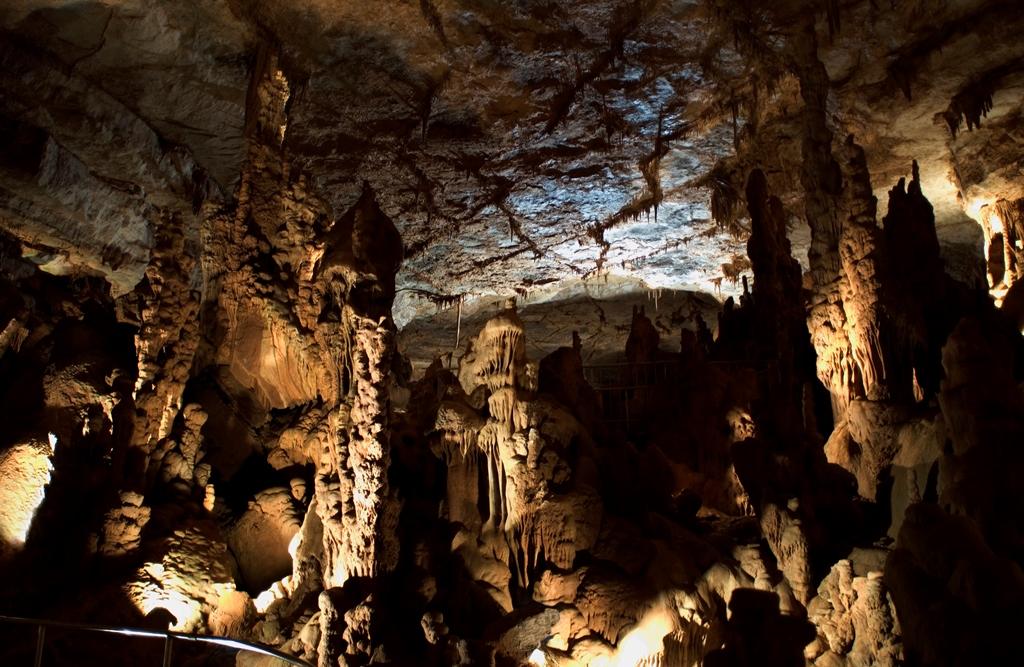 Cathedral Caverns Inside